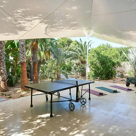 Lavish Near Villa Cala Llonga